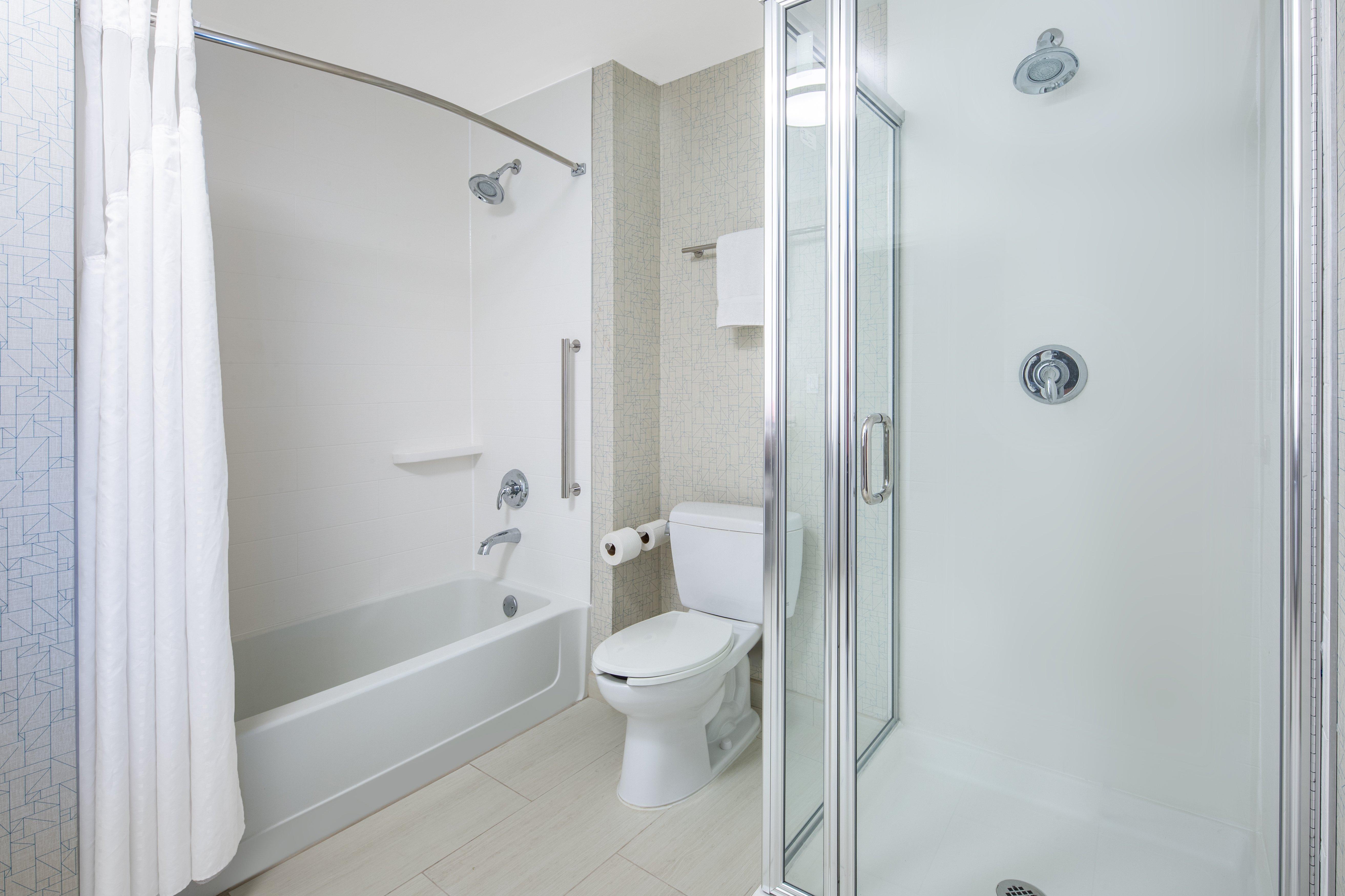 Holiday Inn Express Ontario By Ihg Creekside Exterior foto