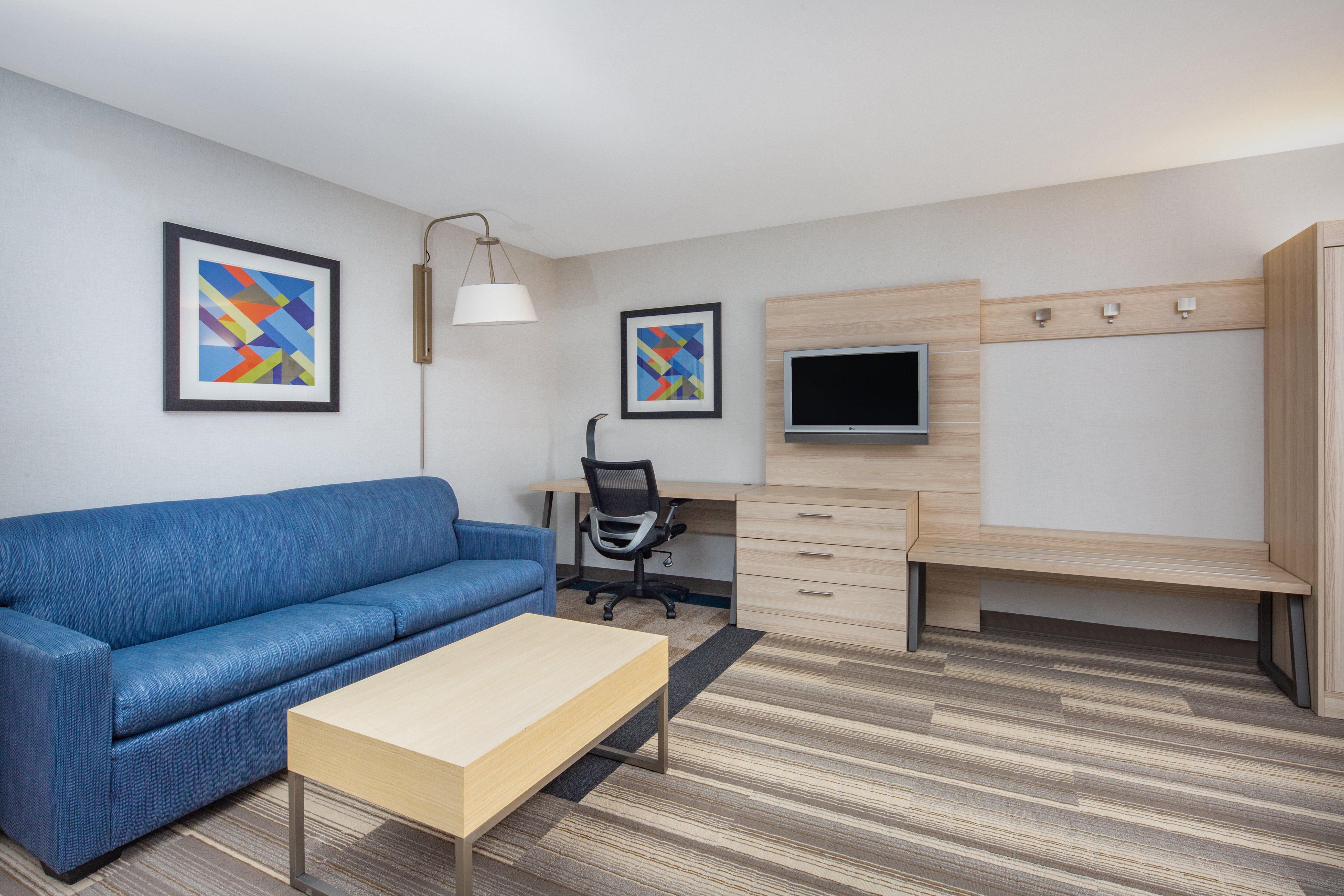 Holiday Inn Express Ontario By Ihg Creekside Exterior foto